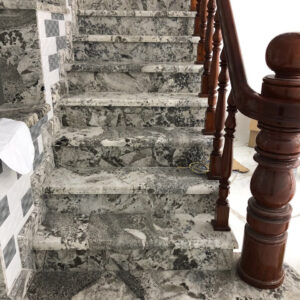 Đá ốp cầu thang AZUL WHITE