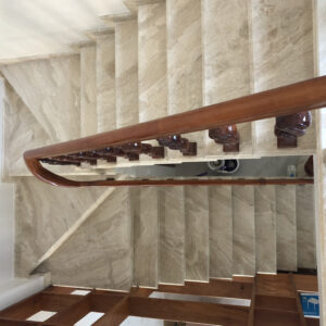 Đá ốp cầu thang DAINO 1