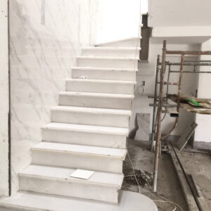 Đá ốp cầu thang TRẮNG POLARIS