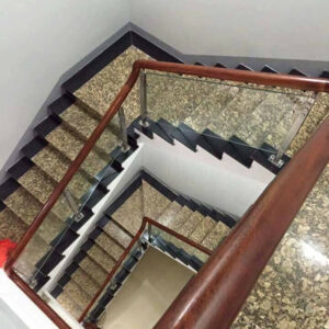 Đá ốp cầu thang VÀNG BƯỚM